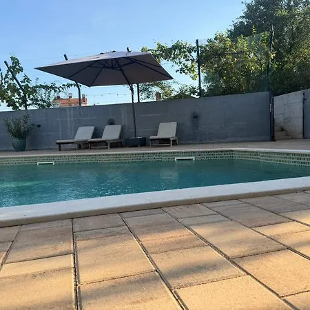 Zdenka Apartman *